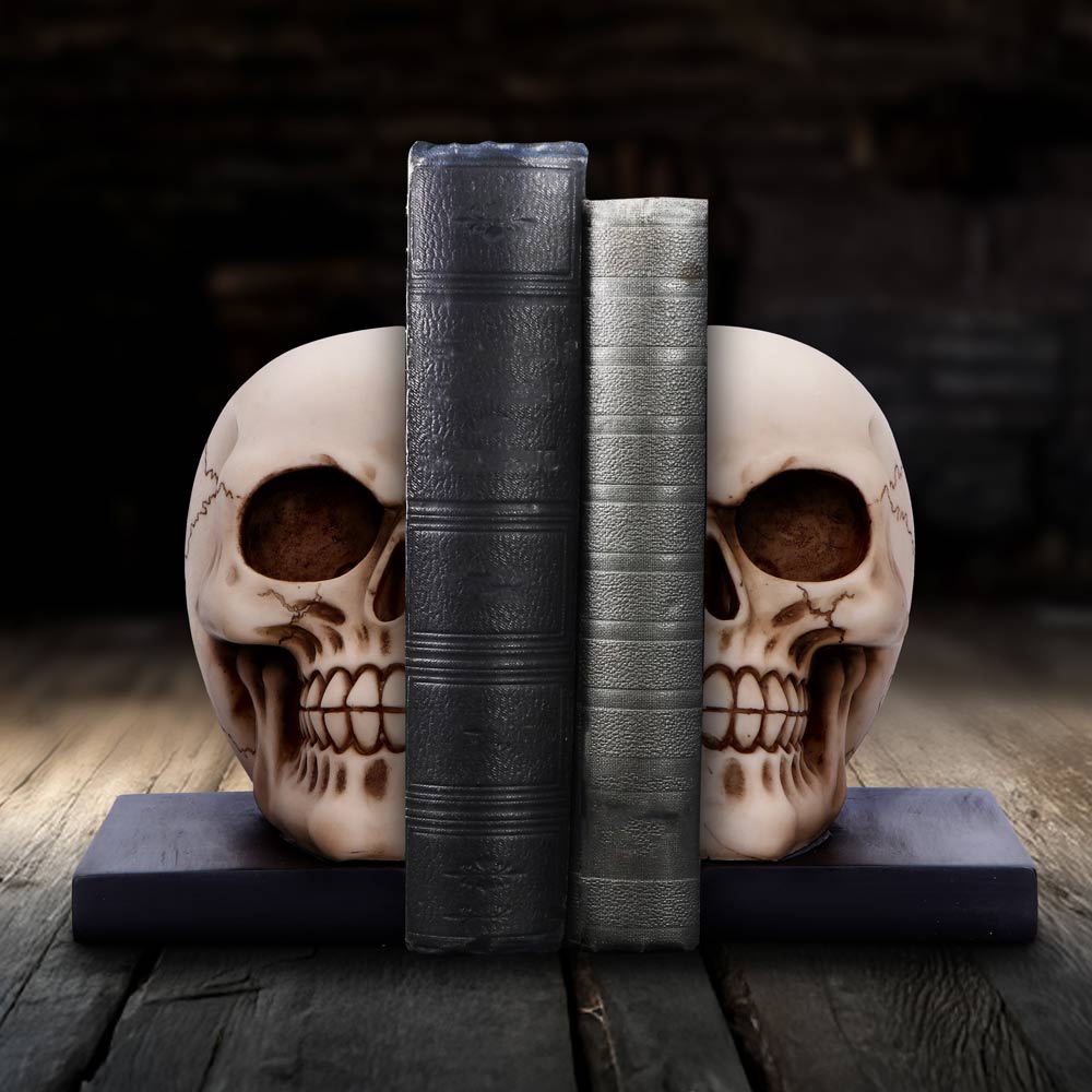 Final Chapter Skull Bookends – 13.5cm