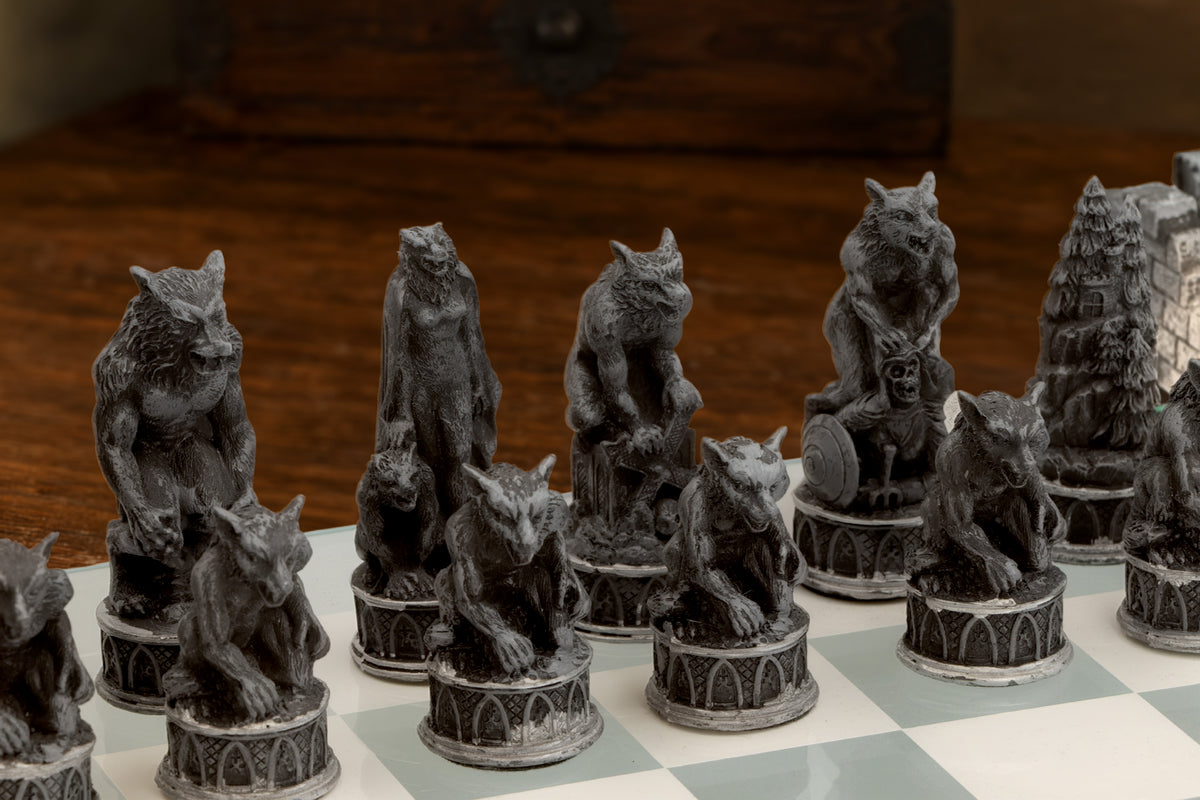 Vampire & Werewolf Chess Set – 43cm