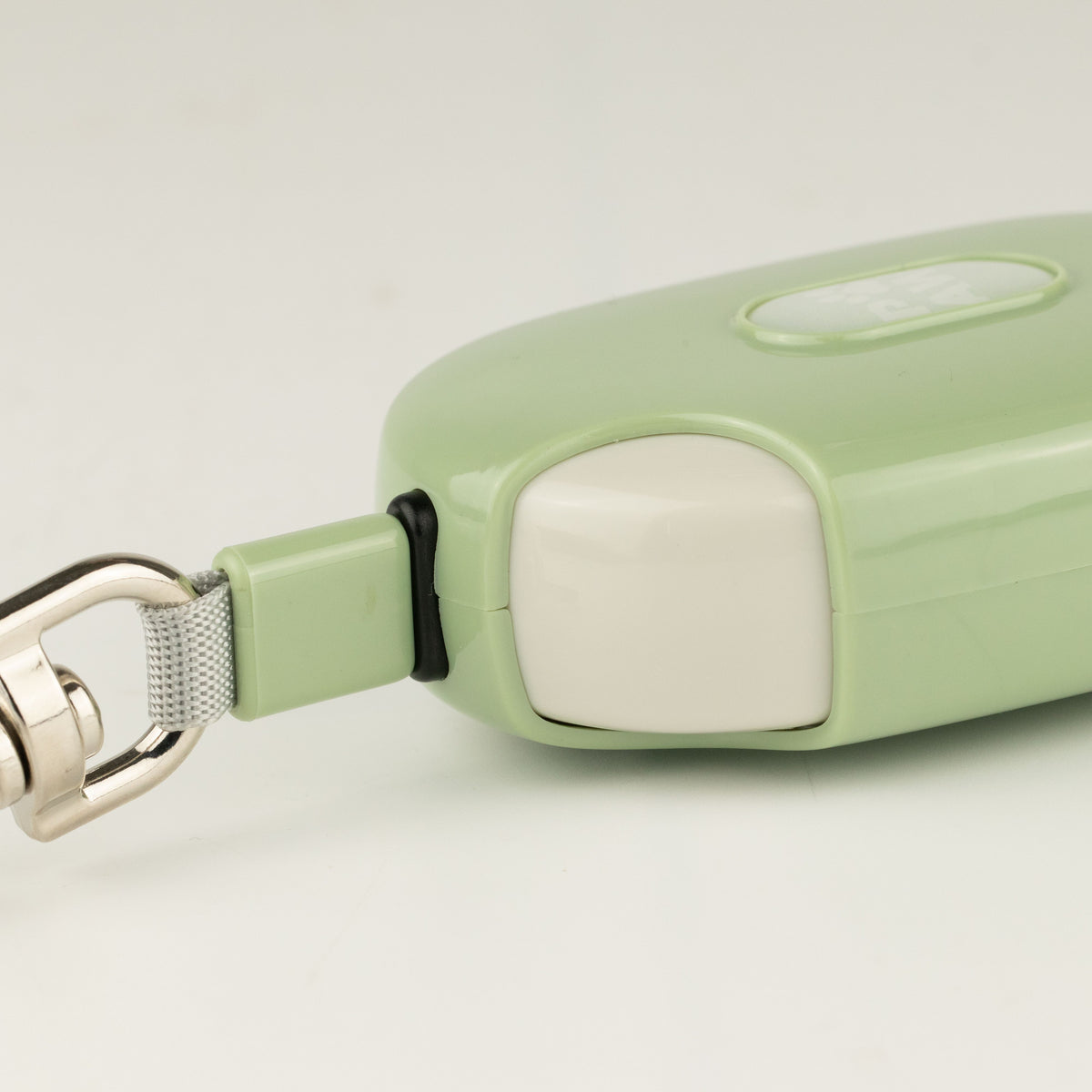 Pocket Pod Retractable Dog Lead with Wrist Strap - Green - 1.5m