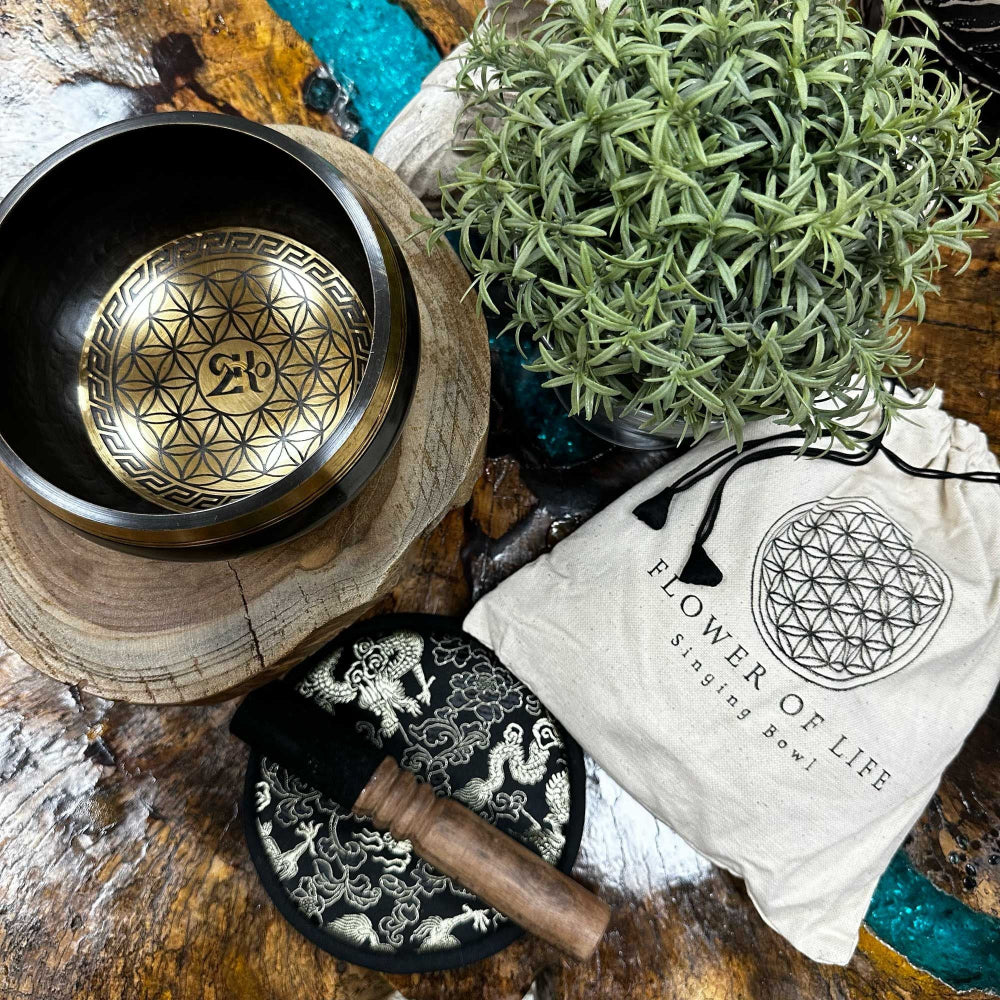 Flower of Life Hand Beaten & Engraved Singing Bowl Gift Set 14cm