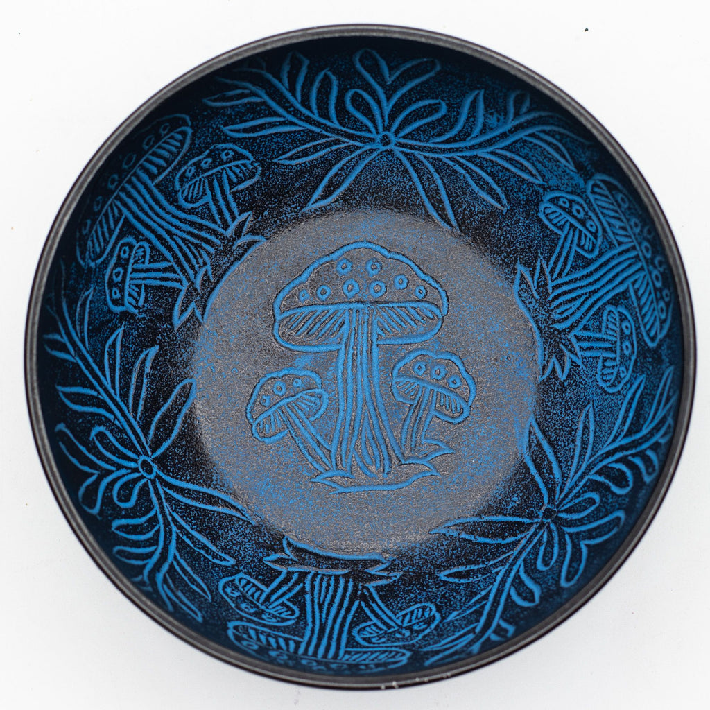The Mushroom Grove Singing Bowl — Blue