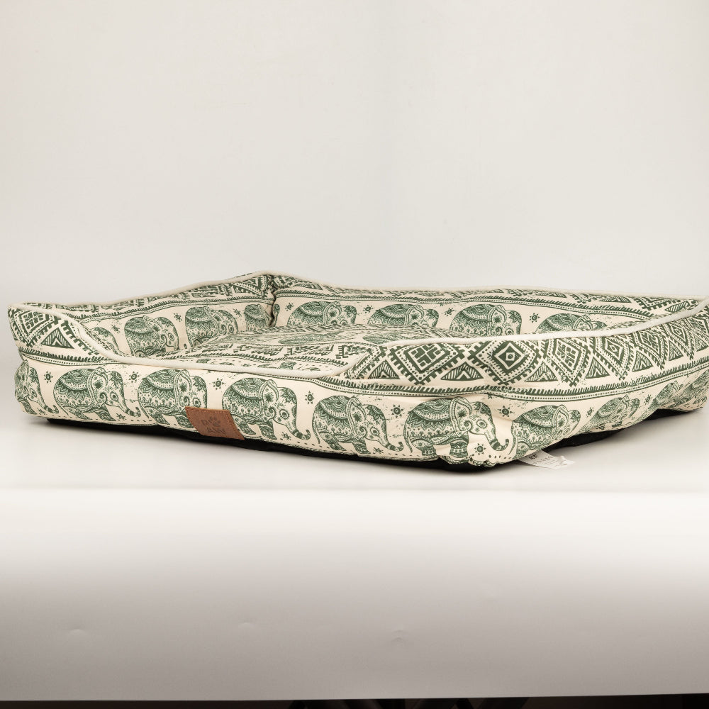 Green Lucky Elephant Pet Bed  – PAW