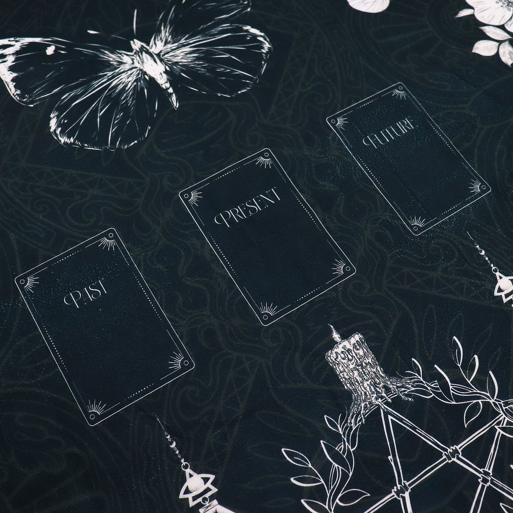 Ancient Witch Tarot Reading Cloth