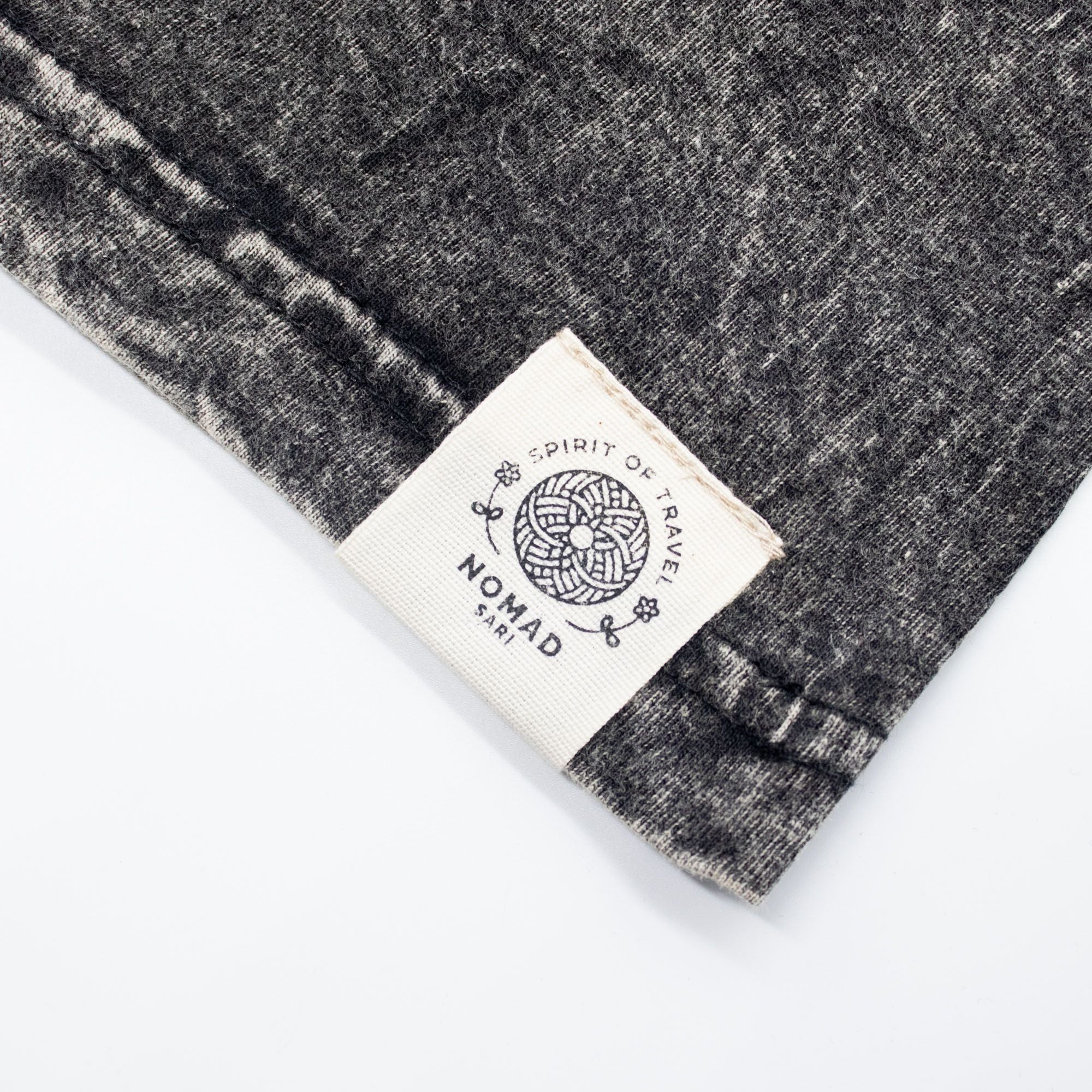 Nomad Sari Stonewashed Cotton T-Shirt | Compass of Life | Charcoal | Large