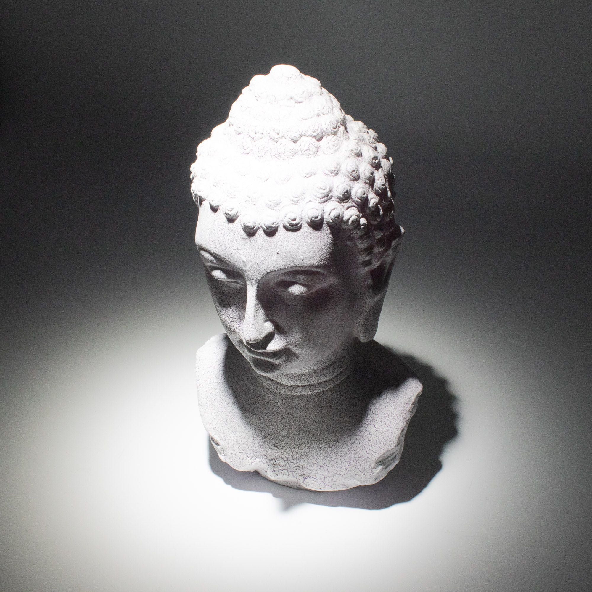 Buddha Bust Lamp | Lavender Crackle | Oval Stand