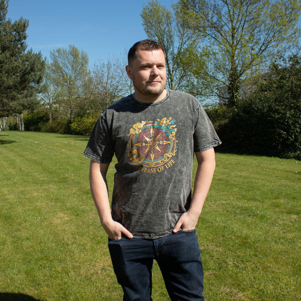 Nomad Sari Stonewashed Cotton T-Shirt | Compass of Life | Charcoal | XL