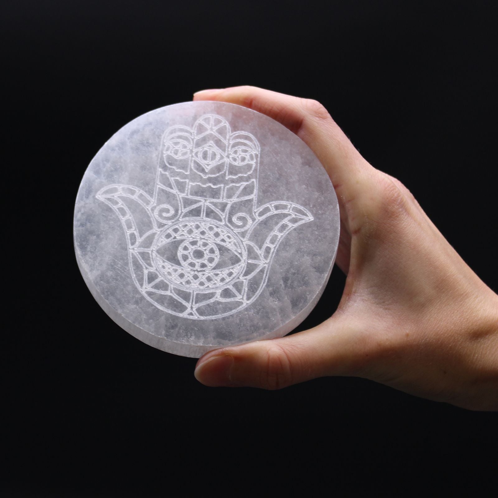Selenite Charging Plate 10cm | Hamsa Design