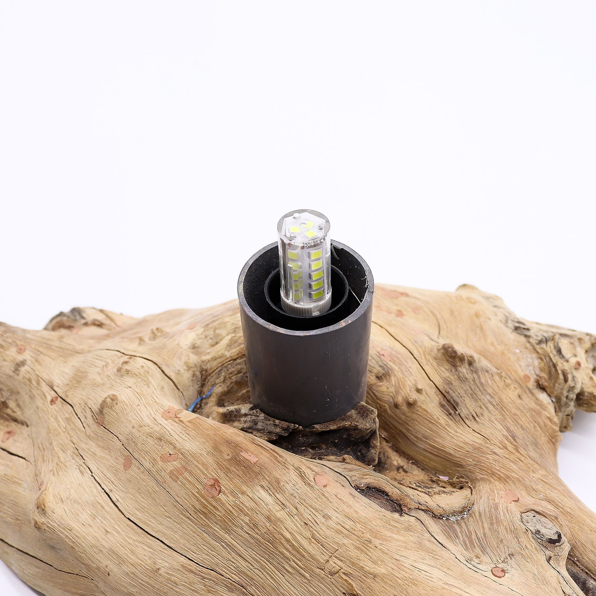 The Lotus DriftGlow Lamp | Purple Crackle