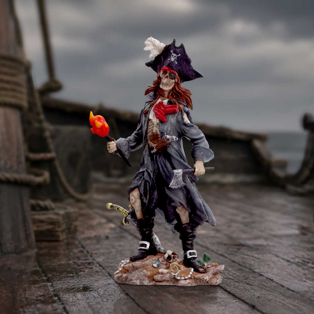 Cursed Captain Skeletal Pirate Figurine | 24.2cm