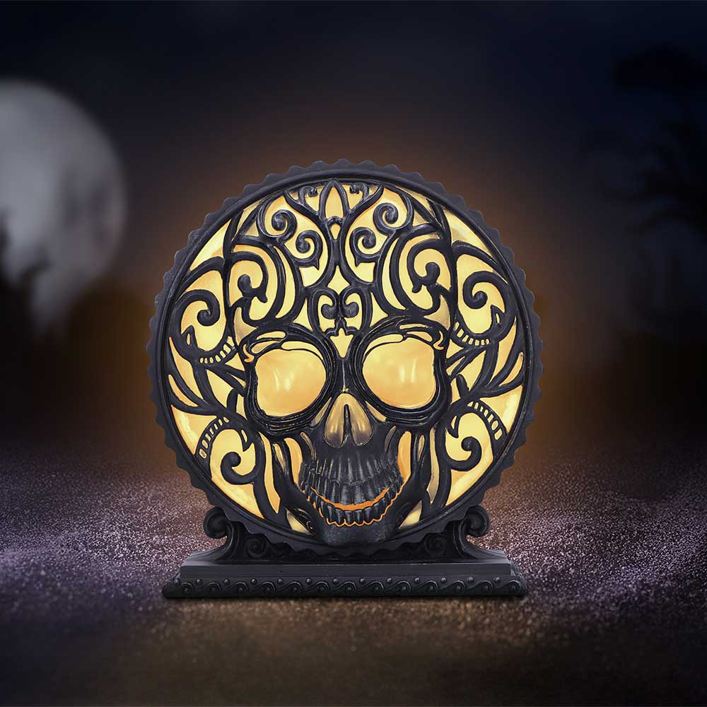 Death’s Embrace Gothic Skull Lamp | 20.2cm