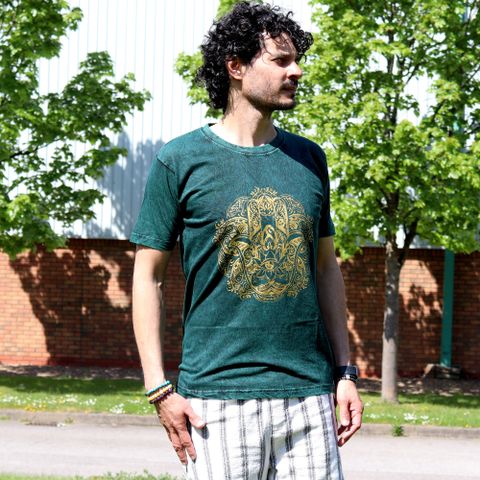 Hamsa Stone Washed T-Shirt - Green - Small