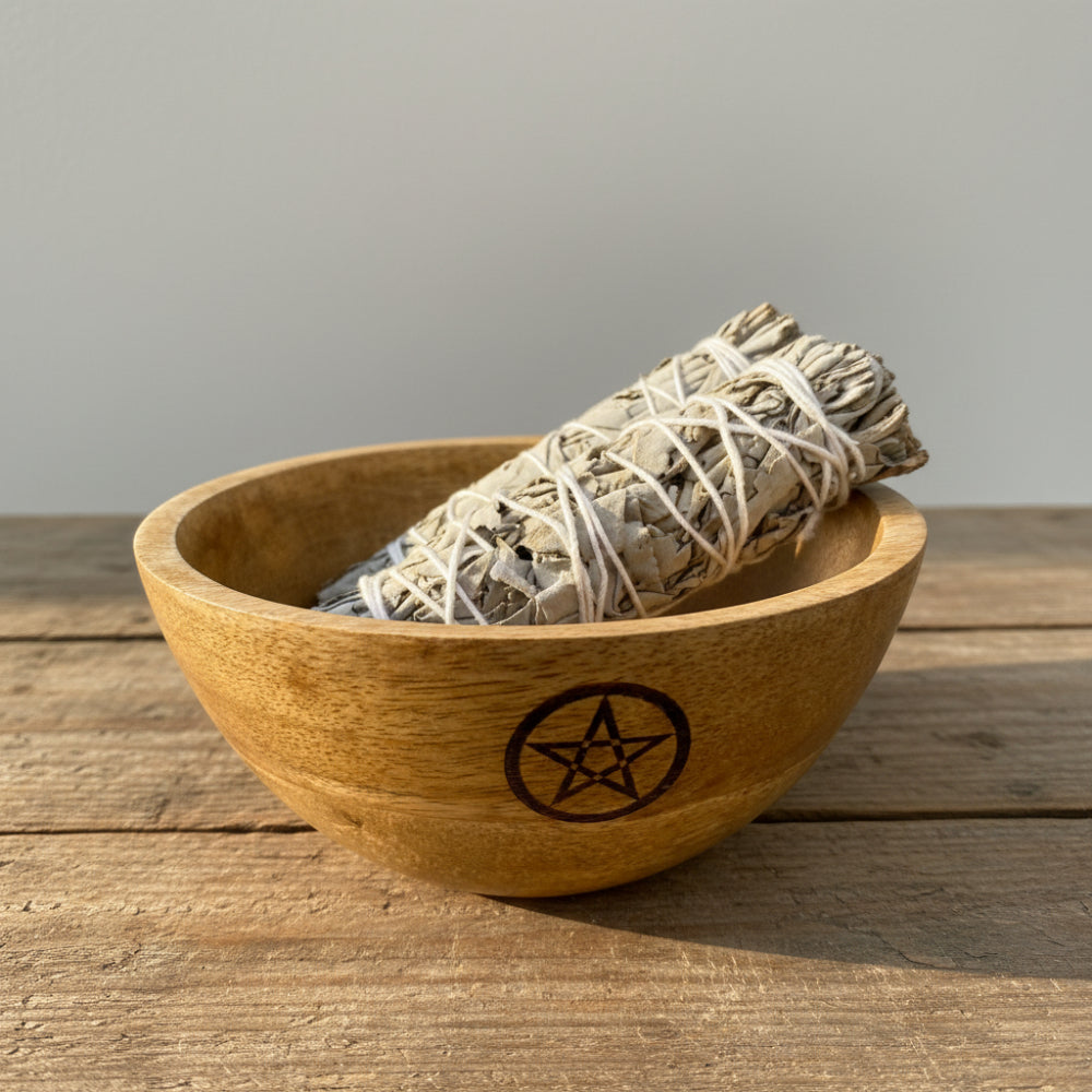 Pentagram Wooden Ritual Bowl — 13×7cm