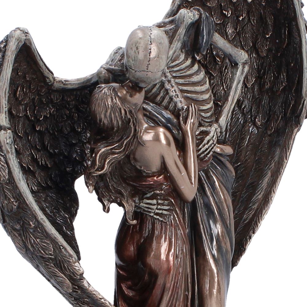 The Kiss of Death Gothic Romance Figurine